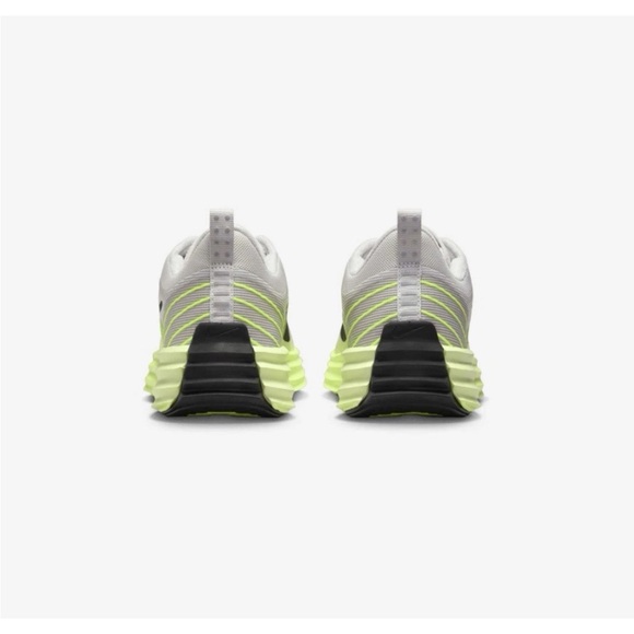 Size 10.5  Nike Lunar Roam Neutral Volt Men’s Running Shoes HV0812 011 No Lid